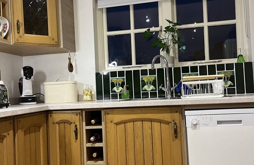 Ballycastle Cabaña | Cottage in Ballintoy, Causeway Coast - sleeps 5