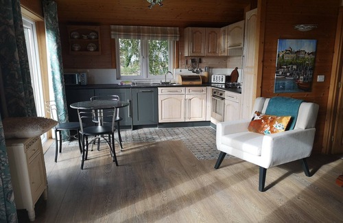 Romney Marsh Cabaña | Casa en Brookland con sauna privada