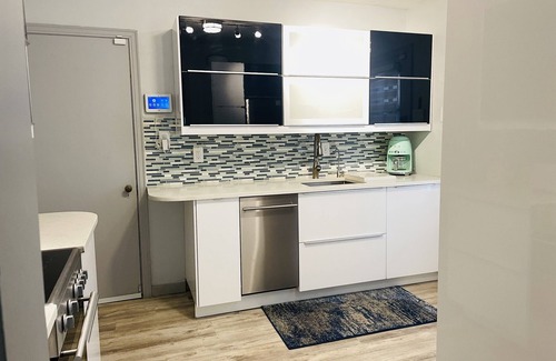 Sewickley Cabaña | Romantic Cottage In The Village Of Sewickley