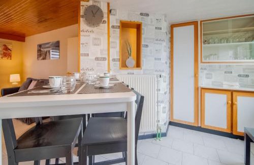 Vaux-sur-Sure Casa | Cottage in Vaux-sur-Sûre with garden