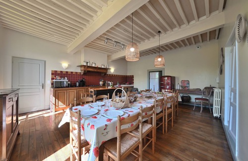 Estadens Casa | Casita de campo 'Le Clos St-Paul Comminges - 13 Pers' con vistas a la montaña, piscina y Wi-Fi