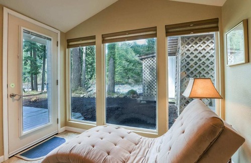 Tanner Cabaña | Cottage Located Directly On The River