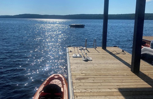 Baysville Cabaña | Cottage on Lake of Bays Bigwin Island 3 Bedroom PRIVATE MUSKOKA RETREAT