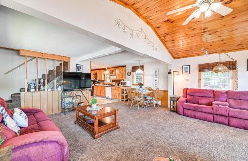 Bradford Casa | Cottage on Lamoka Lake with Deck, Grill and 3 Kayaks