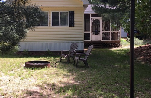 New Lisbon Casa | Cottage On Sunset 2 Bedroom House Walk To Castle Rock Lake New Lisbon WI