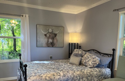 Madisonville Cabina | Cottage on the farm in rural TN