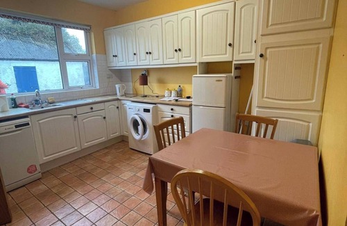Sligo Cabaña | Cottage Retreat in Sligo- Sleeps4- Pet friendly