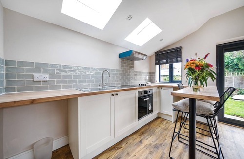 Woodchurch Cabaña | Cottage set in the heart of award-winning village