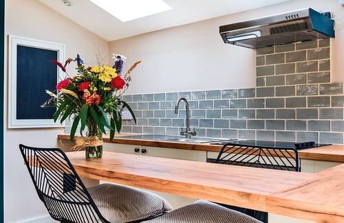 Woodchurch Cabaña | Cottage set in the heart of award-winning village
