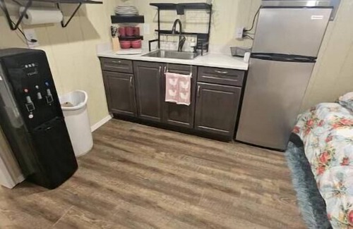 Hernando Cabaña | Peterson Cottage Slps 4 with kitchenette, grill, hot tub,