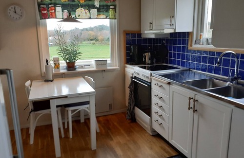 Lycke Casa | Cottage with sea view near Marstrand | SE09030