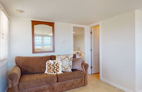 Old Orchard Beach Cabaña | Cottages by the Sea #1 by Bayley Vacation Rentals