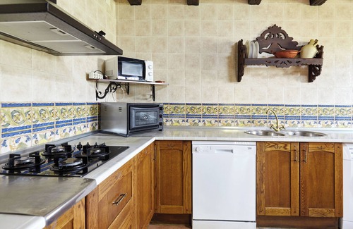 Villanueva del Arzobispo Casa | Casa rural 'Los Angostones' con vistas a la montaña, piscina y aire acondicionado