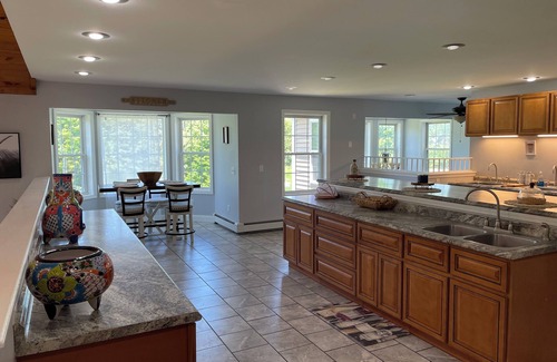 West Minot Casa | Country Castle Retreat! Beautiful 4600+ sq 4 bd 4 bath sprawling country estate!