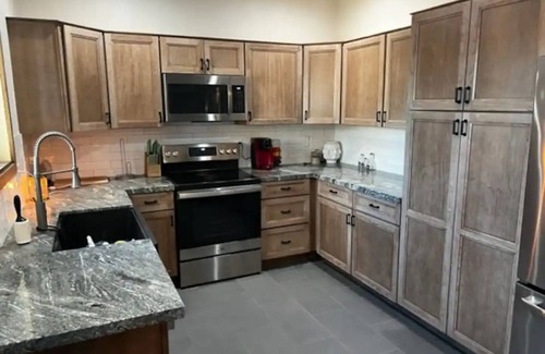 San Tan Valley Casa | Country-chic private House with laundry.