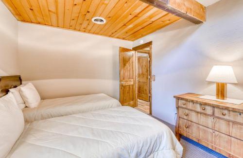 South Lake Tahoe Casa | Country Club Retreat