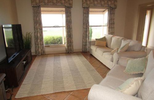Melville Casa | Country Comfort