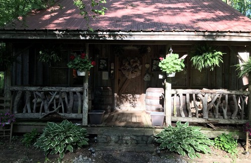 Clarkesville Cabina | Country Elegance Cabin