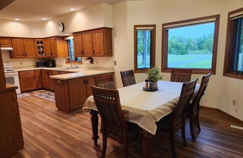 Hutchinson Casa | Country Escape 2BR, 2Ba, Lg Living, Fireplaces Crow River Winery Wedding Guests