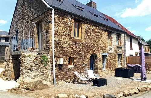 Menil-Hubert-sur-Orne Casa | Country gite in Suisse Normande leisure, fishing, paragliding, hiking, cycling