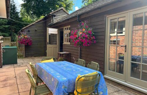Peppard Common Apartamento | Country garden retreat near Henley on Thames