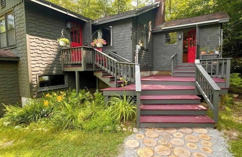 Acton Casa | Country getaway