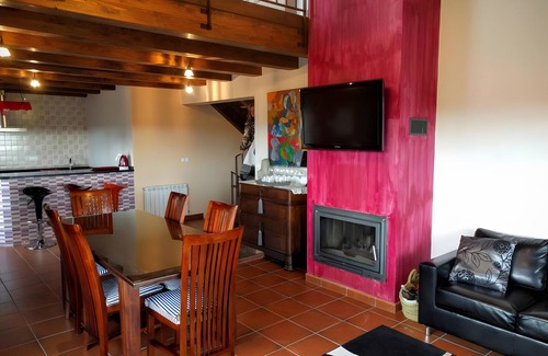 Aldehuela de Perianez Casa | Casa rural 'La Casona Del Silencio' con vistas a la montaña, terraza privada y Wi-Fi