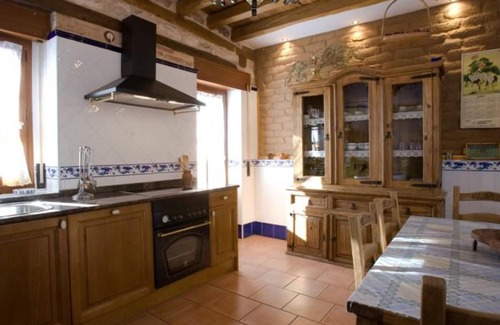 Canalejas de Penafiel Casa | Casa rural 'Las Espigas' con vistas a la montaña, terraza privada y Wi-Fi