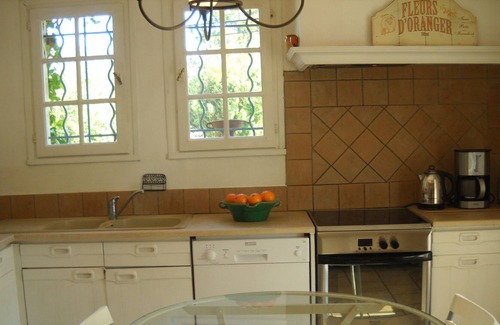 Pujaut Casa | COUNTRY HOUSE 10 minutes from AVIGNON