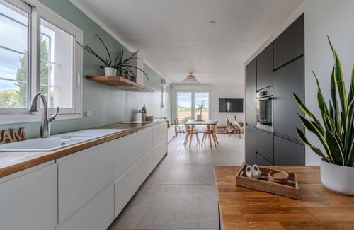 Montmirat Casa | Country house Cigales & Spa