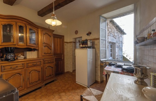 Largentiere Villa | Casa rural 'De Maître Du Domaine Des Lys' con vistas a la montaña, terraza y Wi-Fi