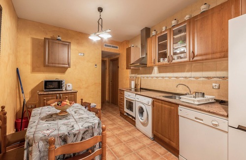 Maluenda Casa | Casa rural 'El Rellano' con balcón, Wi-Fi y aire acondicionado