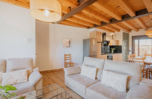 Aldeasaz Casa | Casa rural 'El Rincon' con vistas a la montaña, Wi-Fi y aire acondicionado