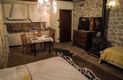 Roccafluvione Casa | Country House / Farm House en Forcella con 2 habitaciones, capacidad 5