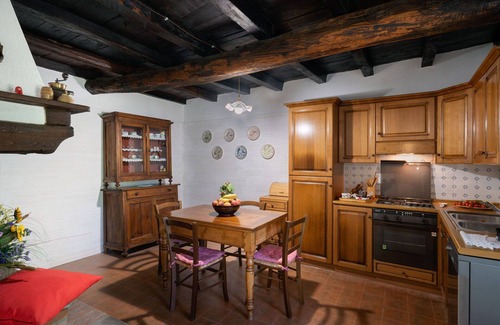 Borgo San Lorenzo Otro | Country House / Farm House en Montepulico con 4 habitaciones, capacidad 8