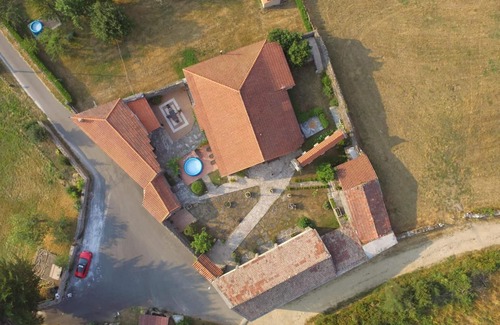 Forcarei Casa | Casa rural 'Galicia' con vistas a la montaña, piscina privada y Wi-Fi