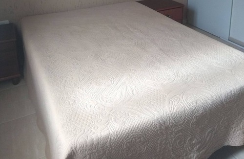 Paruru Casa | Casa de campo en urbanización cerrada en Ibiúna, con piscina y barbacoa.