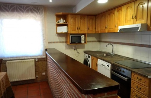 Abejar Casa | Casa rural 'La Casa Nueva Pequeña' con terraza privada, Wi-Fi y aire acondicionado
