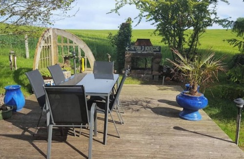 La Genevraye Casa | Country house near swimming, canoeing, climbing, castle, hiking....