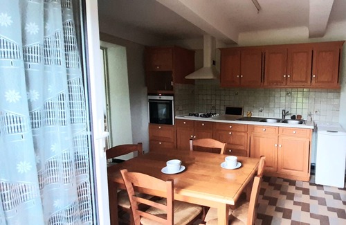 Tourves Casa | COUNTRY HOUSE WINE TOURISM