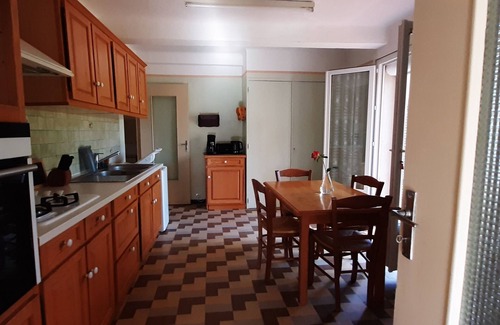 Tourves Casa | COUNTRY HOUSE WINE TOURISM