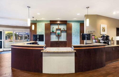 Northeast Virginia Beach Hotel | Country Inn & Suites by Radisson, Virginia Beach Oceanfront
