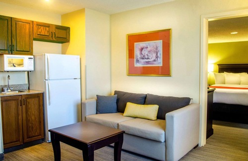 Tuscaloosa Hotel | Country Inn & Suites by Radisson, Tuscaloosa, AL