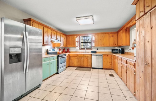 Ludowici Casa | Country Life! Spacious 4-bedroom, 3 bathroom house in peaceful Ludowici!