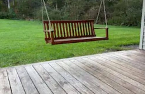 Jamestown Casa | Country living close to it all