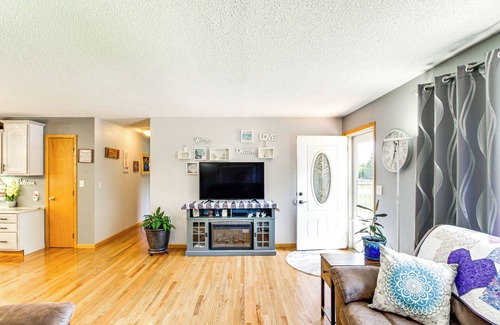 New York Mills Casa | Country Living Near Main St: Quiet Minnesota Home