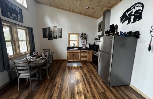 Johnson Casa | Country Quite 1 Bedroom, Looks like a cabin on the outside but modern inside