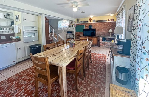 Northeast Casa | Country retreat on the Manistee National Forest w/ outside space