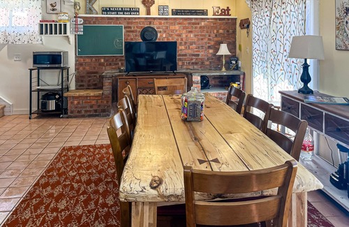 Northeast Casa | Country retreat on the Manistee National Forest w/ outside space