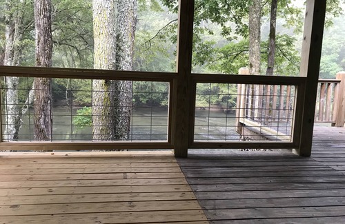 Murphy Casa | Country River Cabin